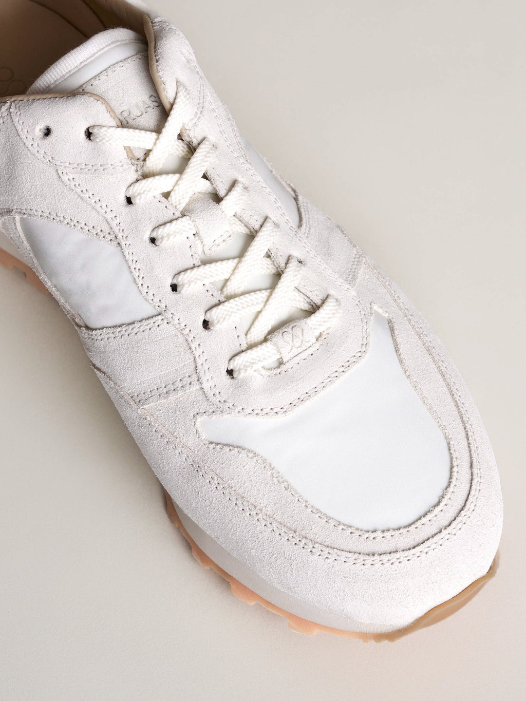 The Trainer - White