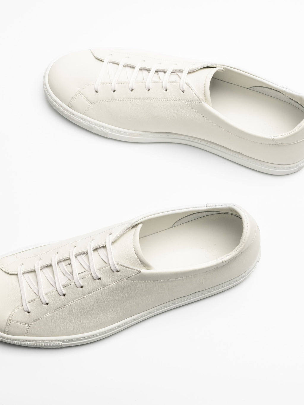The Sneaker 02 - White Leather