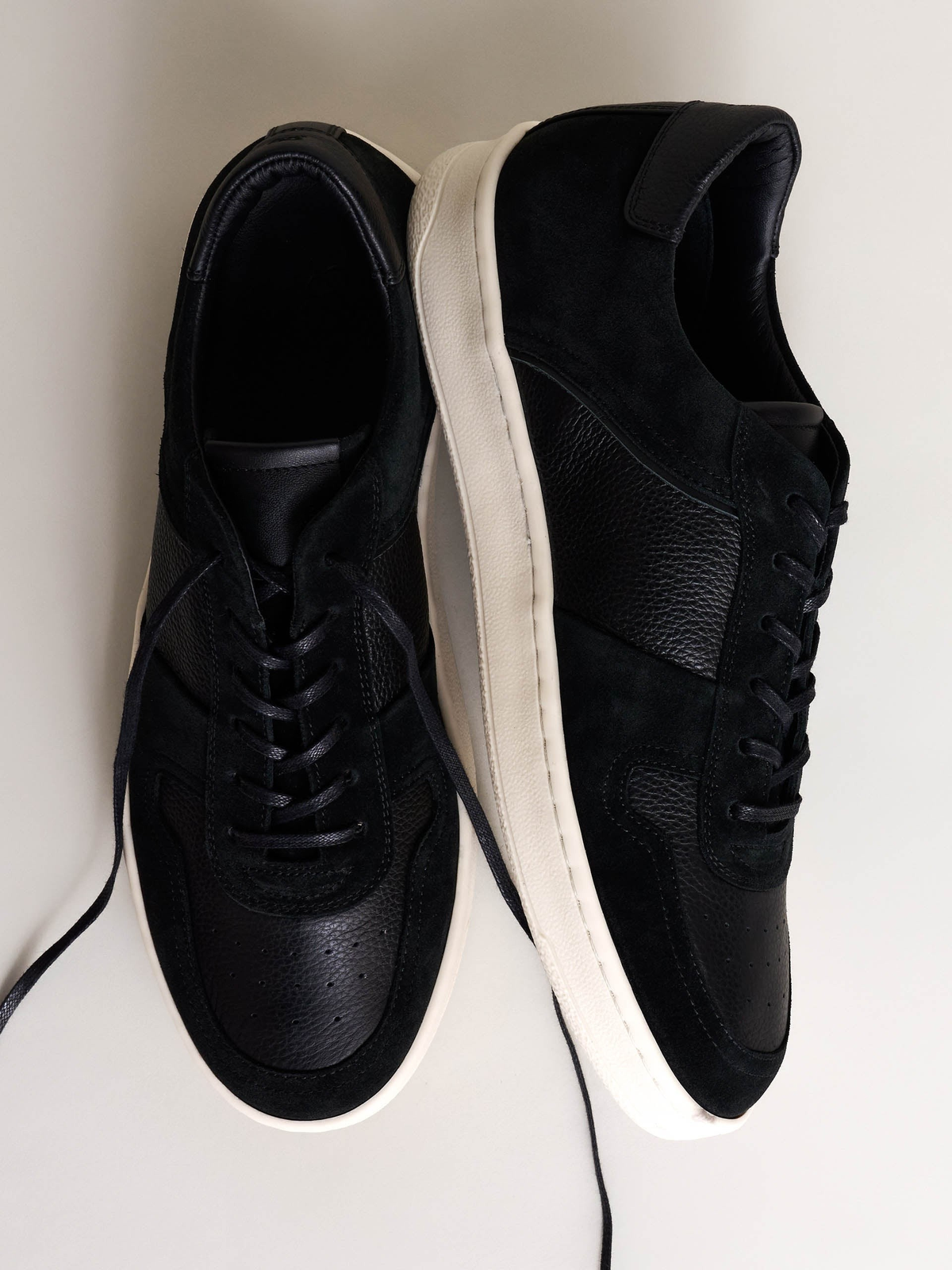 The Court Sneaker - Black